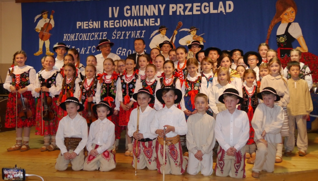 Komionickie śpiywki, komionickie gronie
